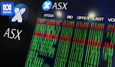 Markets live updates: ASX rises after fresh highs on Wall Street as US rate cut bets rise