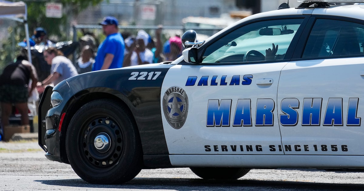 Downtown Dallas homeless feedings are good intentions with bad outcome