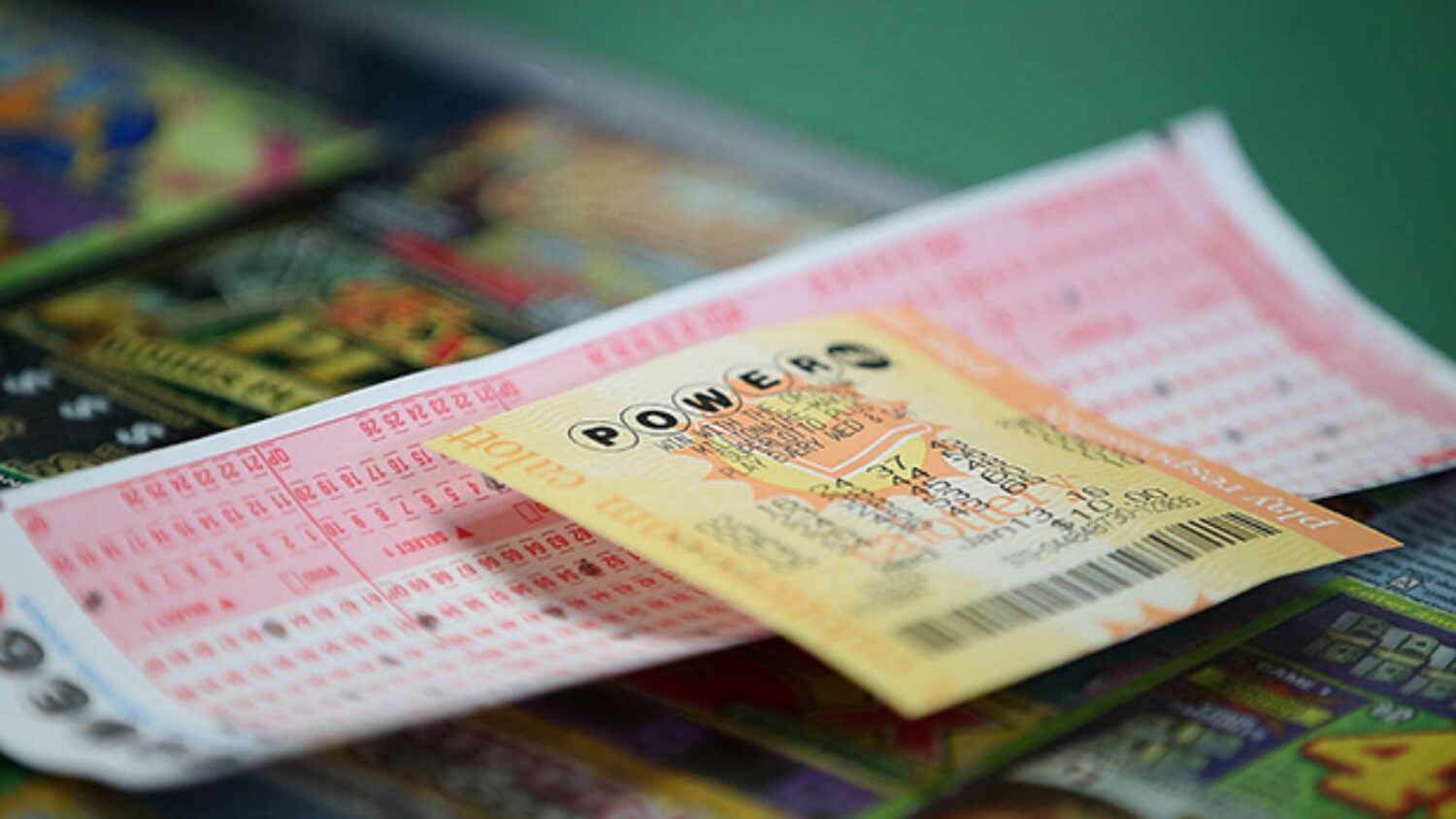 Powerball ticket through Arizona Lottery wins player $50,000...