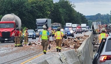 Hot dog spill in Pennsylvania shuts down highway