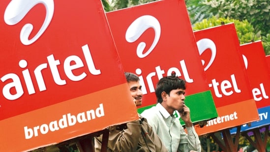 'Airtel down' trends as users complain of network outage.(MINT_PRINT)
