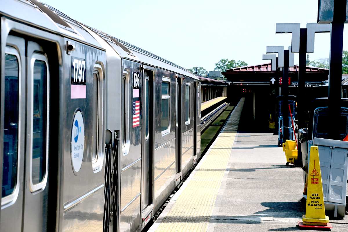 Bronx subway stabbing: Three questioned for attacking man on board 6 train