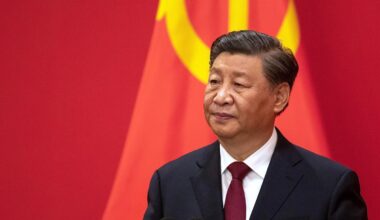 Xi Overcapacity Fight Leaves Economy Vulnerable Without Stimulus