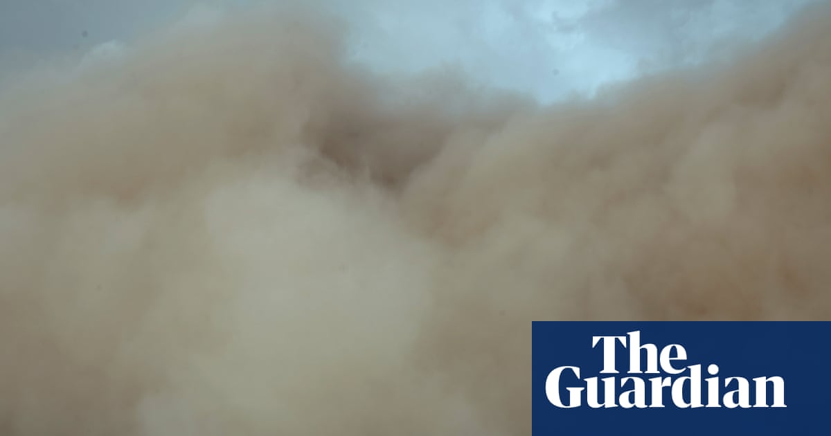 Arizona dust storm engulfs Phoenix, bringing power outages and flight delays | Arizona