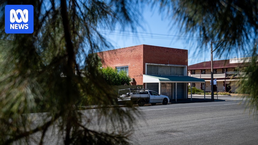 Snowtown murderer James Vlassakis granted parole after 26 years in jail