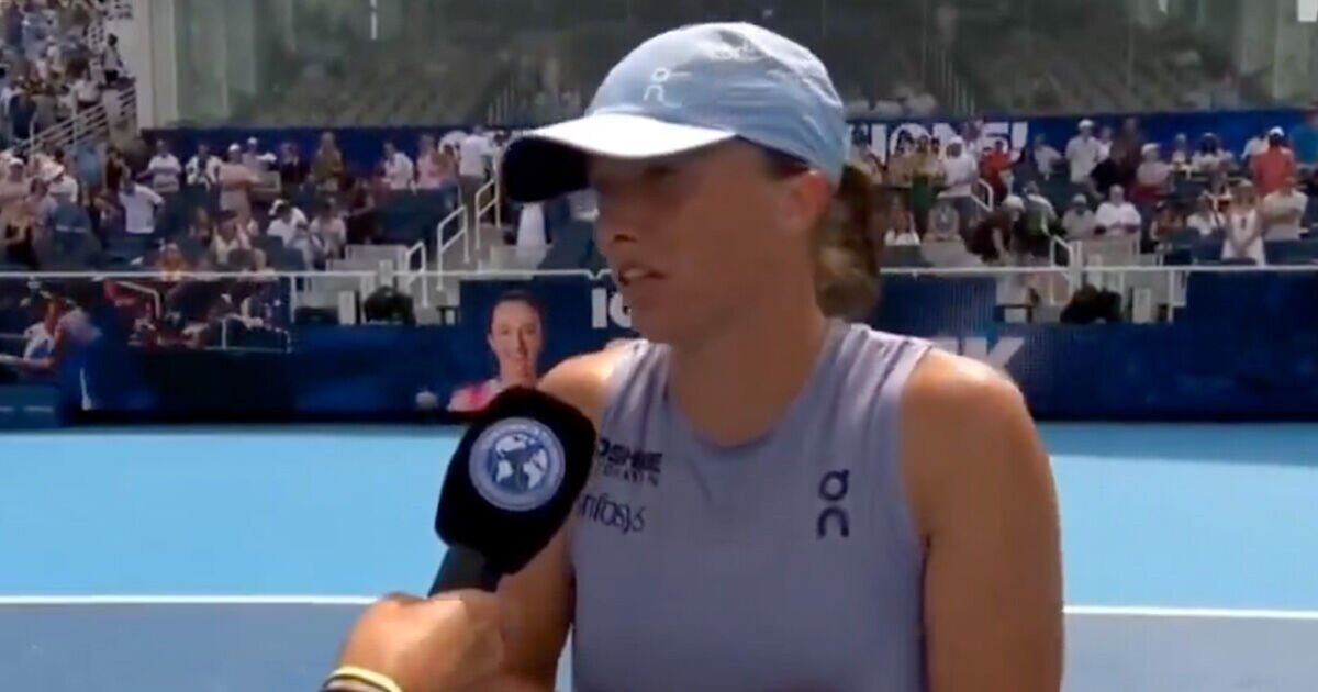 Iga Swiatek halts on-court Cincinnati Open interview as star baffled after making final | Tennis | Sport
