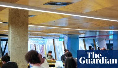 Before the Australian election, both parties wanted to cut international student numbers. So why are they going up? | Australian universities