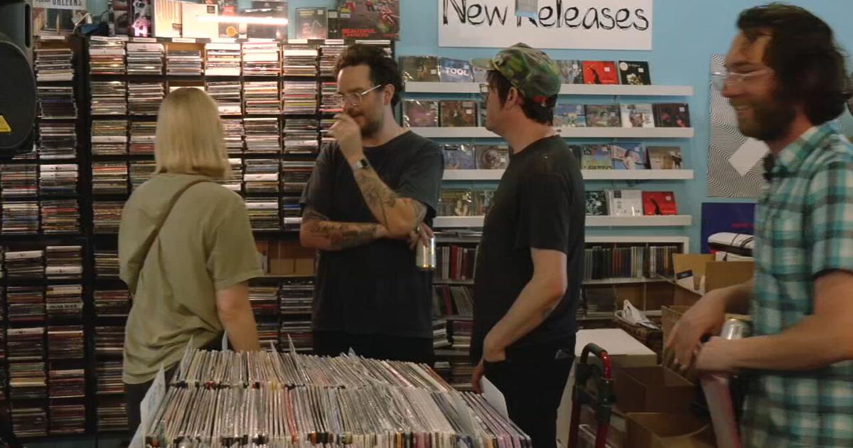 Louisville's indie music scene turns up the volume with two August shows | Local News