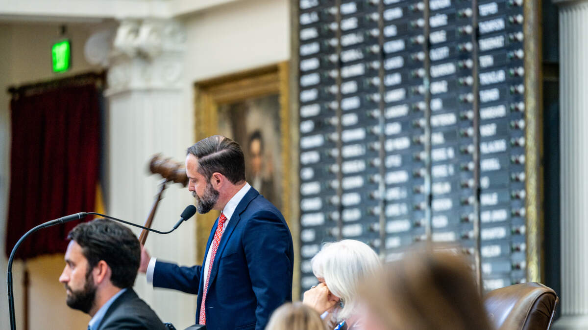 Republican Redistricting Map Finally Passes In The Texas House 88-52 | News Radio 1200 WOAI