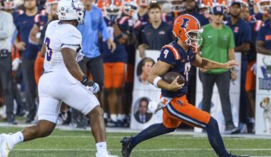 Beatty returns punt for TD, breaks Grange's nearly 102-year-old mark in No. 12 Illini's opening rout | Football