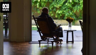 More than 120,000 older Australians waiting to be assessed for at-home support