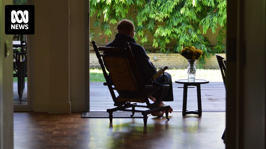 More than 120,000 older Australians waiting to be assessed for at-home support