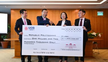 (From left) Mr Lionel Yeo Hung Tong, Vice-Chairman of Donation & Charity Sub-Committee, The Ngee Ann Kongsi, Mr Chia Chor Meng, President of The Ngee Ann Kongsi, Ms Jeanne Liew, Principal and CEO of Republic Polytechnic and Mr Ashley Chua, Senior Director of Student Services, Republic Polytechnic at MOU Signing and Cheque Presentation Ceremony.