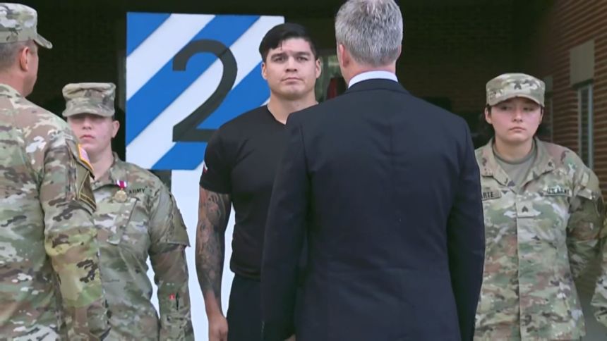 Army Secretary Dan Driscoll awarded medals to soldiers who helped halt Wednesday's shooting by subduing the suspect at Fort Stewart.