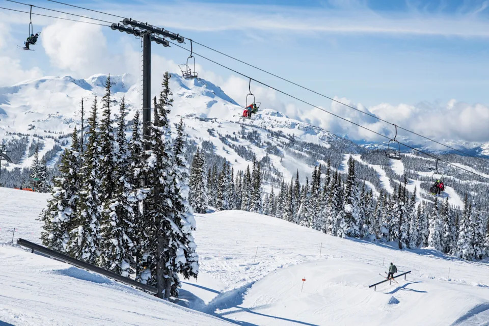 Scenic photo of Whistler mountain and Blackcomb terrain park.