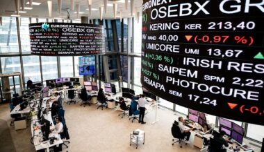 French Market Angst Intensifies for Second Day as Risks Grow