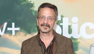 Watch Marc Maron Cover Taylor Swift