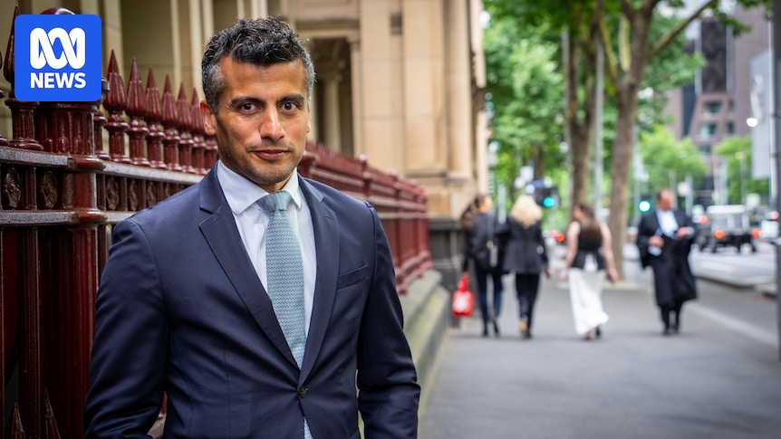 Senior lawyer apologises after filing AI-generated submissions in Victorian murder case