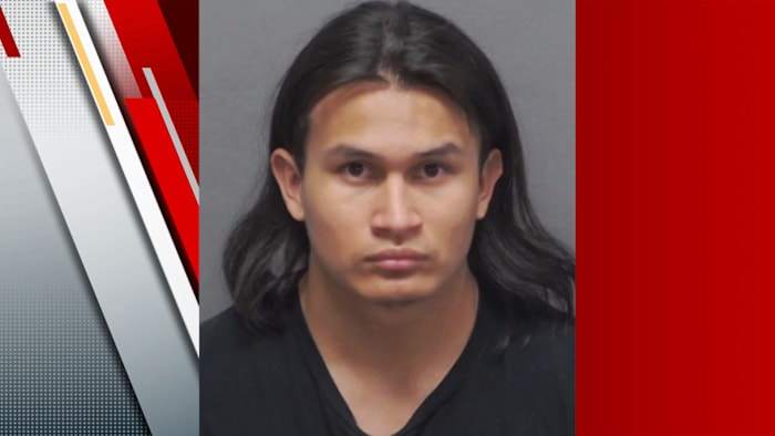 Man arrested for stealing over $15K in payroll from far west Bexar County bar, sheriff’s office says