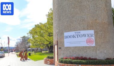 Century-old water tower in Wodonga transformed into unique bookshop