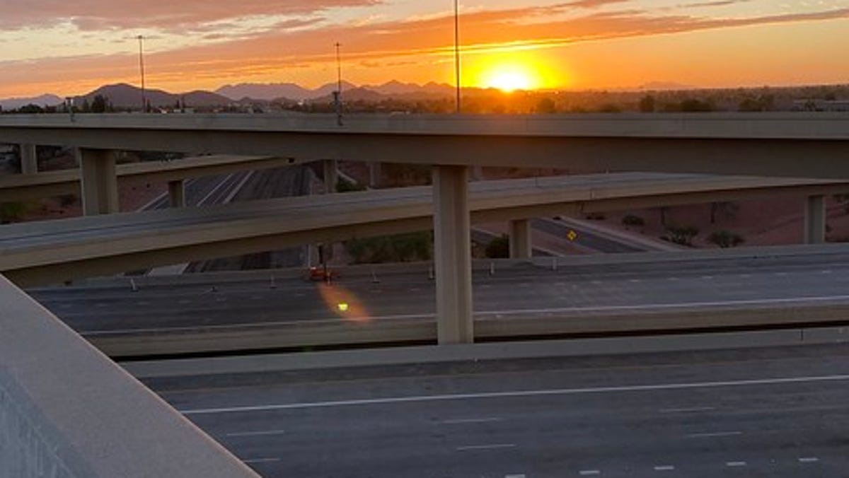 Eastbound Loop 101 ramps closed to Interstate 17 in Phoenix