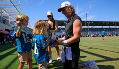 Travis Hunter, Trevor Lawrence in scrimmage