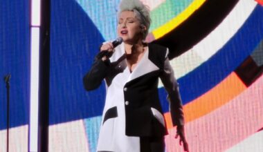 Cyndi Lauper's final Detroit show full of hits, memories and charisma