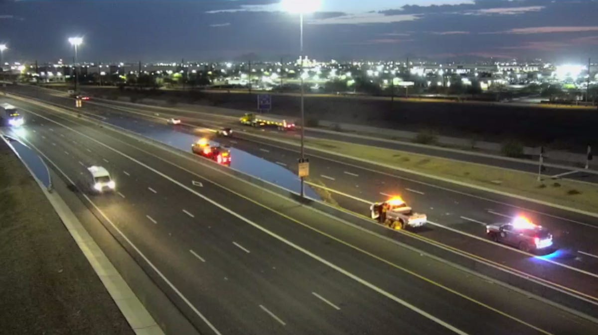 Phoenix drivers see delays on Loop 202 after flooding