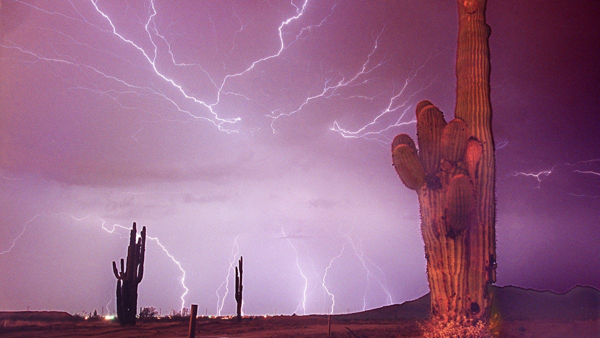 Will it rain in Phoenix this weekend Aug. 16?
