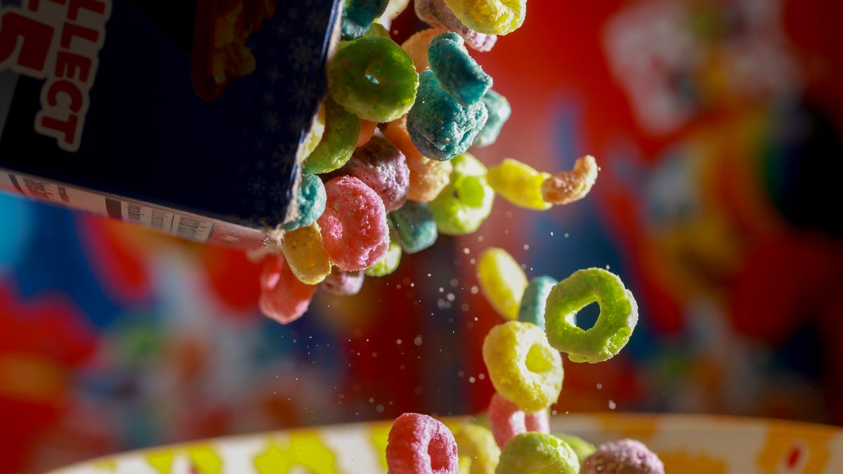 A look at RFK Jr.'s misleading claims on U.S. dietary guidelines and Froot Loops