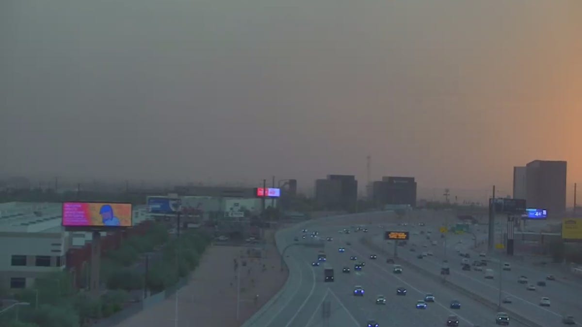 Dust storm warning for Phoenix; thousands of people without power