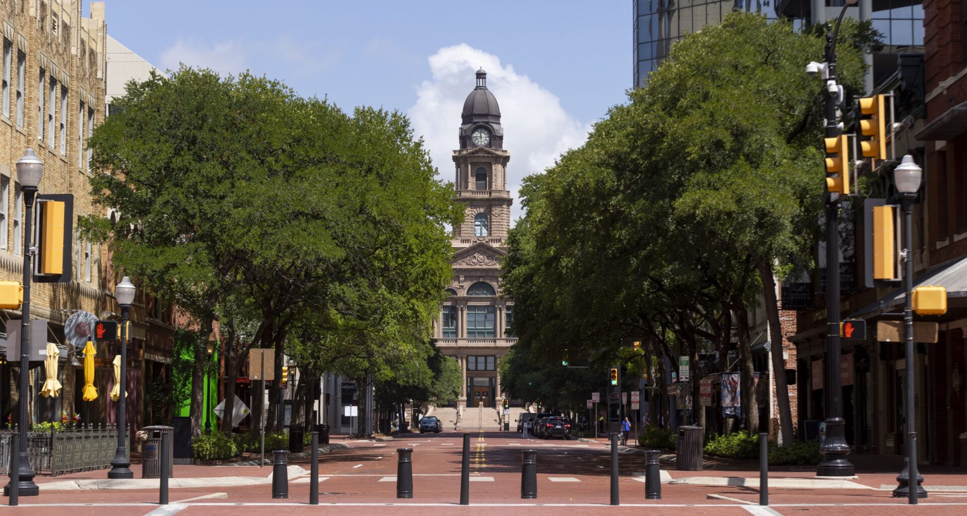 Fact brief: Did Tarrant County commissioners reduce the number of Nov. 4 polling locations?