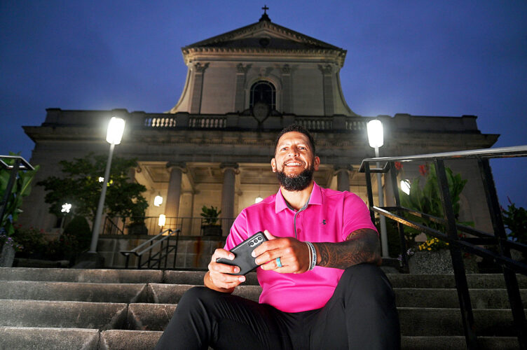 Out of the shadows: Altoona photographer wins award from online photography magazine | News, Sports, Jobs