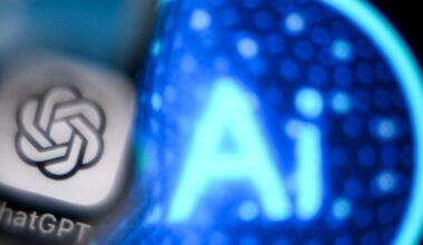 Women with AI ‘boyfriends’ mourn lost love after ‘cold’ ChatGPT upgrade | Technology