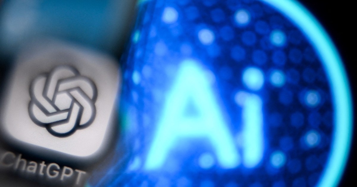 Women with AI ‘boyfriends’ mourn lost love after ‘cold’ ChatGPT upgrade | Technology