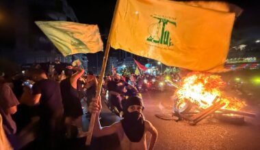 Five Lebanese soldiers killed in blast while seizing Hezbollah munitions