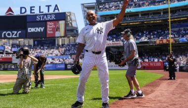 Mariano Rivera tears Achilles during Yankees Old-Timers’ Day game