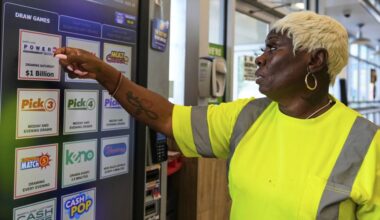 You could buy a $1 billion Powerball ticket this Labor Day weekend