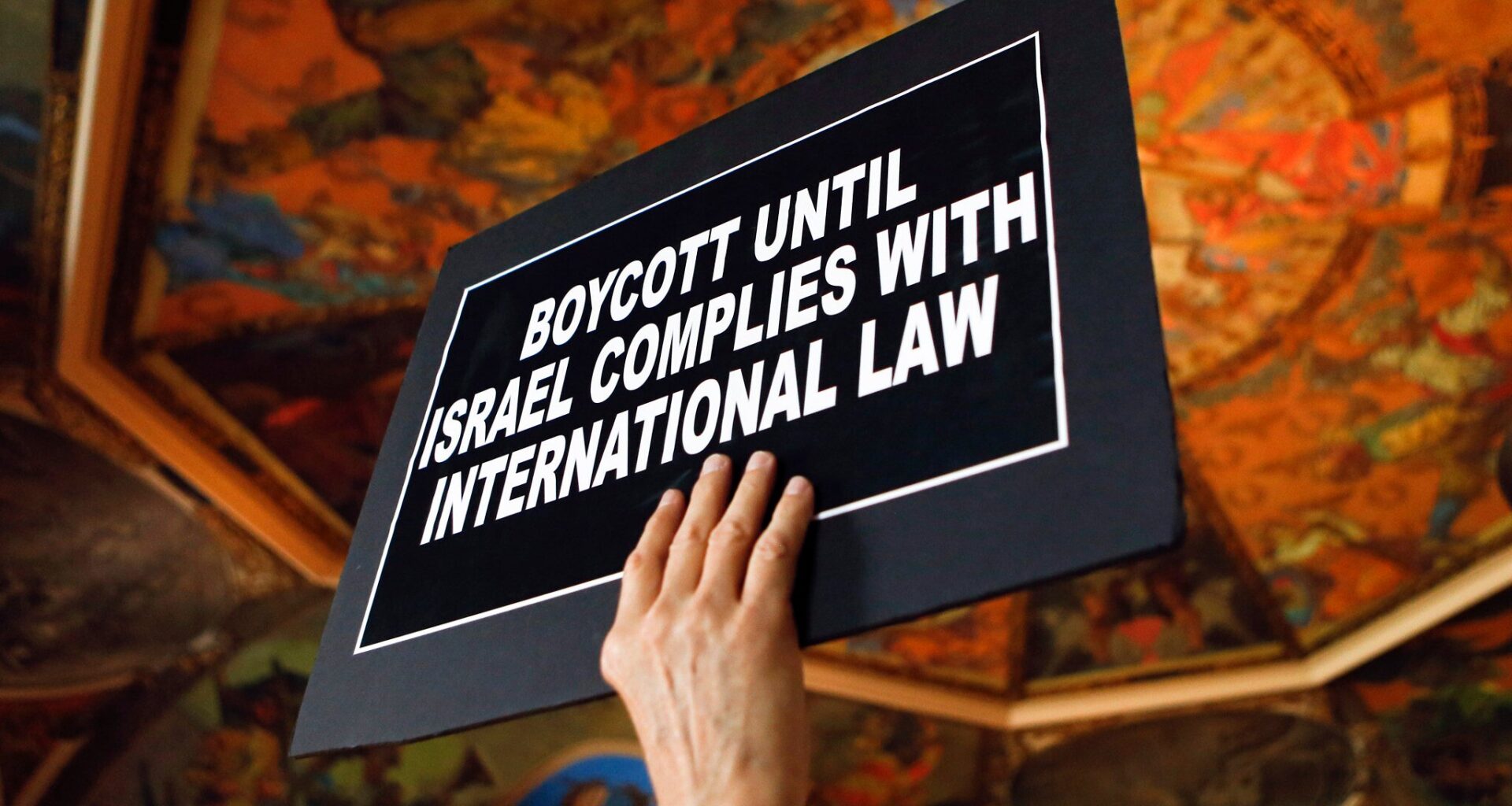 US quickly reverses pledge to link disaster funds to Israel boycott stance