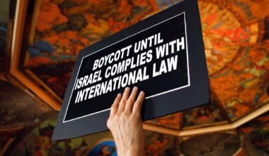 US quickly reverses pledge to link disaster funds to Israel boycott stance