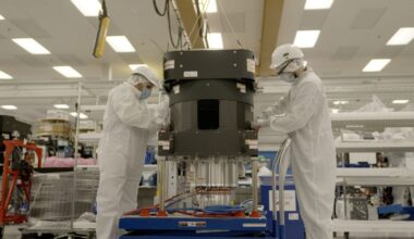 Applied Materials invests over $200M in Arizona chip factory...