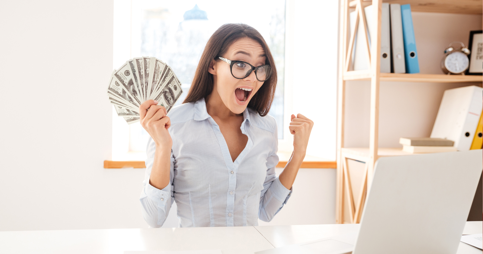 7 smart money moves successful people make before 40, according to experts