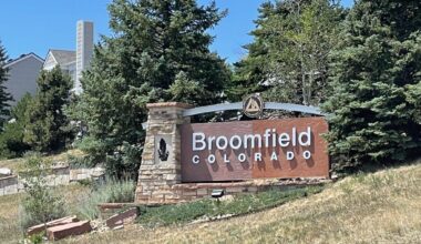 Broomfield welcome sign