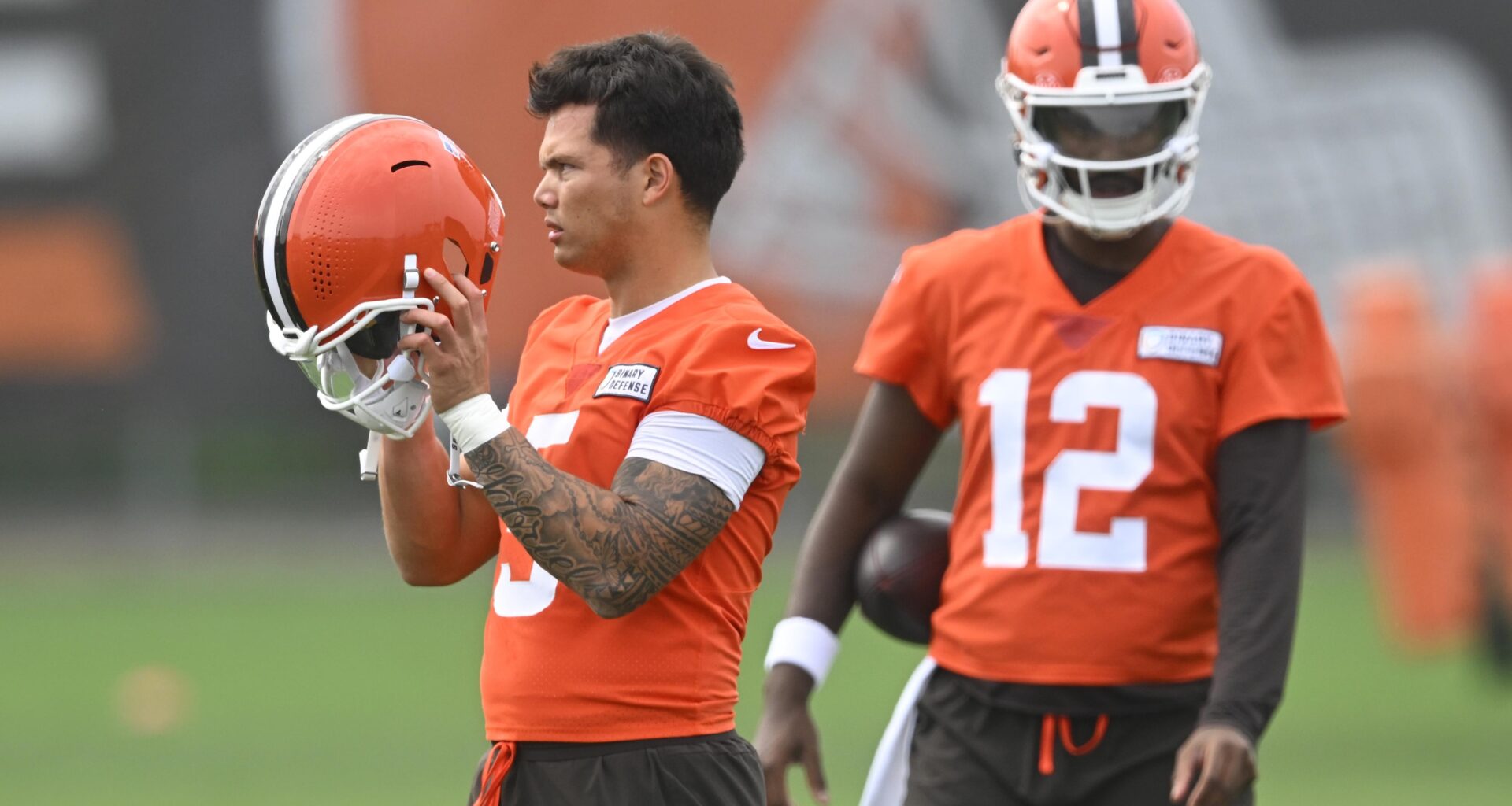 Dillon Gabriel Expected to Start for Browns vs. Eagles amid Shedeur Sanders Injury