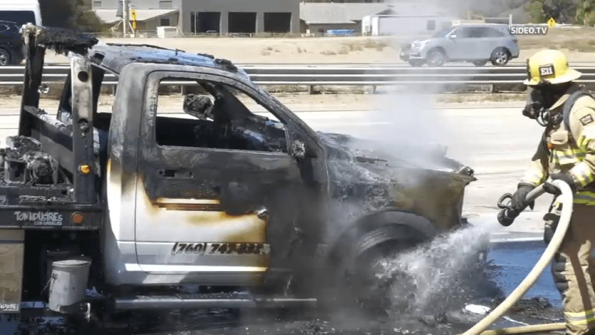 Crews knock down vehicle fire on I-15 freeway – NBC 7 San Diego