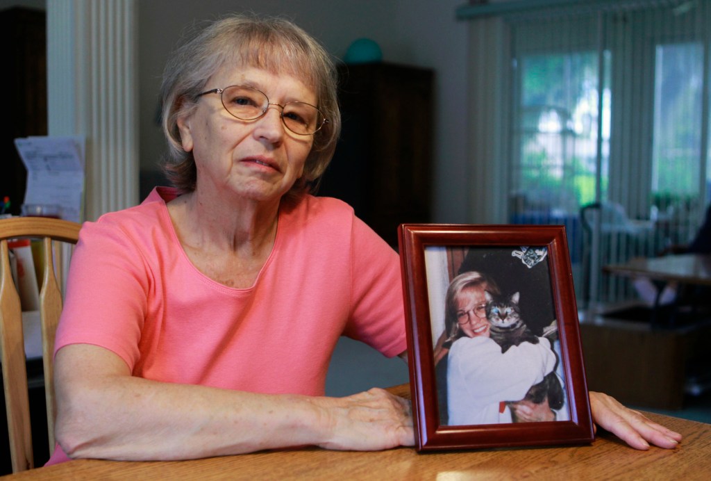 Grinnell College senior Tammy Zywicki disappears after her car broke down on I-80