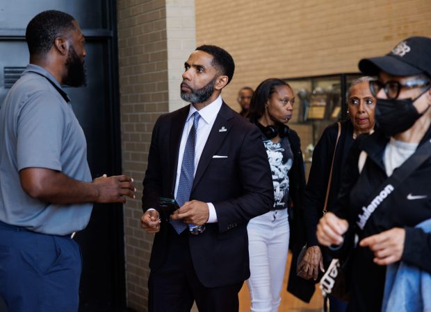 Chicago Public Schools board President Sean Harden, center, attends a community engagement session to discuss the Chicago Public Schools budget at Dyett High School on July 14, 2025, in Chicago. (Armando L. Sanchez/Chicago Tribune)