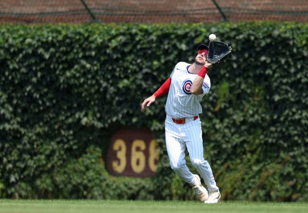 Chicago Cubs outfielder Kyle Tucker makes a catch against the Baltimore Orioles in the second inning Sunday, Aug. 3, 2025, at Wrigley Field. (Brian Cassella/Chicago Tribune)