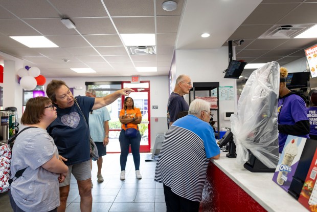 Customers line up to order at a Jack in the Box restaurant, Aug. 7, 2025, in Plainfield. (Brian Cassella/Chicago Tribune)