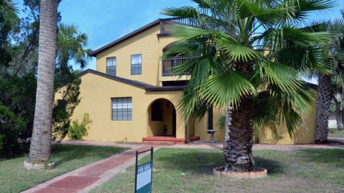 14 of the 50 most populous U.S. metro areas saw median home-sale prices fall, including Jacksonville: report